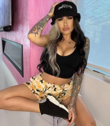💯 % 👅 naughty fun🥰🥰all holes available💋my place or yours 💋Snapchat:- cdq_e2021 - 1