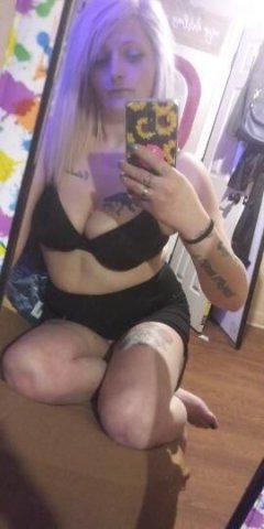 Sexy Seductive Blonde Beauty. - 1