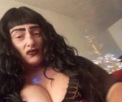 HOT BODACIOUS BOD AND A PRETTY FACE - Image 4