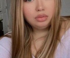 Pretty and seductive 💕 - Image 12