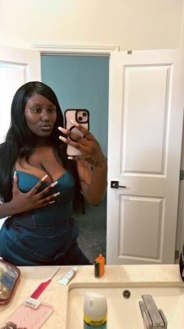 Your Favorite Piece Of Chocolate ! - 1