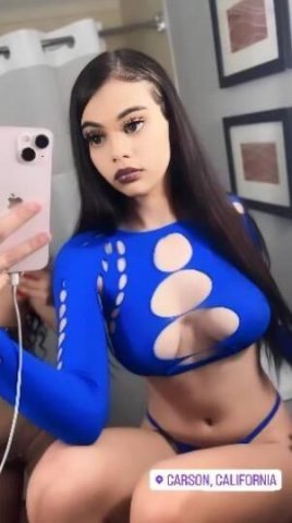 Mckenzie here for a good time 💦🫧 - 1