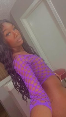 Sexy Petite 🥰 Hot Black Girl 💃🏾Discreet&Safe a Mans Desire 😏 Available now 📲 - 1