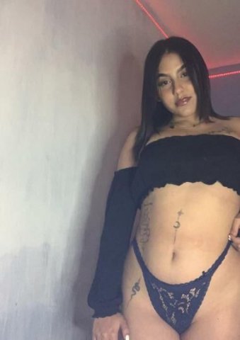 Latina recien llegada a la ciudad 💥 - 1