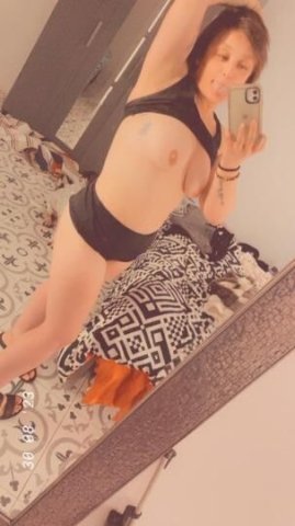 Im a Deep throat baby with a tight juicy pussy!!👅🫦 - 1