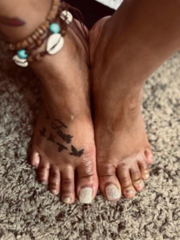 MY BLOWS JOBS WILL HAVE YUR LEGS WEAK & YUR TOES CURL!! - 1