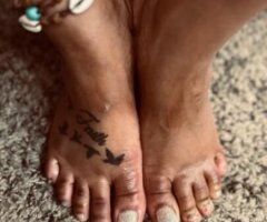 South Bend escorts - MY BLOWS JOBS WILL HAVE YUR LEGS WEAK & YUR TOES CURL!!