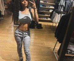 Chicago escorts - slim thick Caramel skin😍😍
