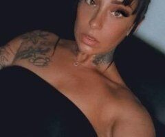 come here and love me - Image 2
