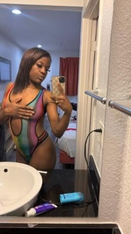 AVAILABLE NOW SEXY CHOCOLATE DROP💦🍫ask about my incall specials‼ - 1