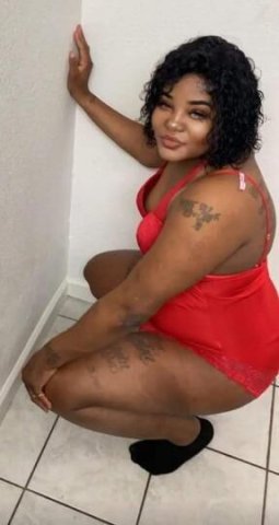 incall special im ready now nice thick and wet - 1