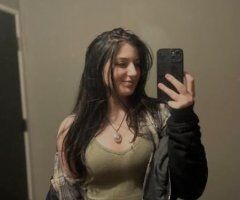 Ann Arbor escorts - available !!
