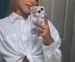 sexy latina - Image 2