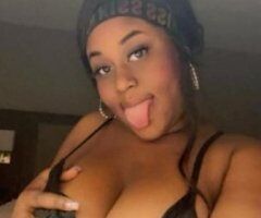 ADORE ME🤤 - Image 2