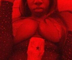 BUNNIE IN THE BUILDING!!!!🗣💋💋 - Image 4