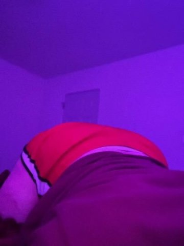Thick hispanic woman looking to give you a great time - 1