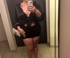 SUNDAY FUNDAY😇🥰😜THICK BLONDE IN NEED of Attention💦😻👅😋🧁🥳 - Image 3