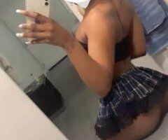 Greensboro escorts - 😈I am available for calls and just text me❤and 24 hour service come enjoy your best experience💦💦💋