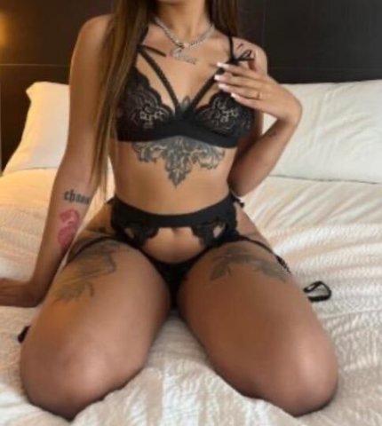 new in town 💋 - 1