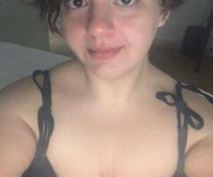 Slut seeking cocks and cum and ParTy Favors. Outcalls 💦💦 - Image 6