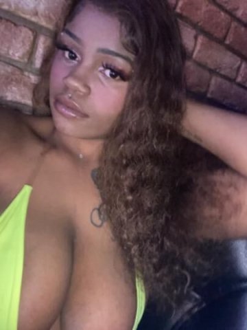 IM NOT CHEAP NO I DONT OFFER QV ! Very Real I Offer Video Chats For Proof, Young Busty, Petite Ebony - 1