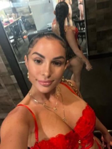 SEXY AND BEAUTIFUL - 1