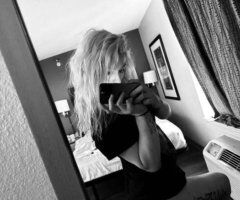 Detroit escorts - YOUNG, HOT 🔥🥵, & NASTY 💦😝