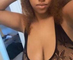 young sexy slim thick MILF - Image 6