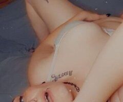 Lawrence escorts - no need to ask around Im the best around mon-fri 8am-2pm verification is availableOnly available today and tomorrow this week . So make your Monday and Tuesday a good start to the week and come see me 💋💋