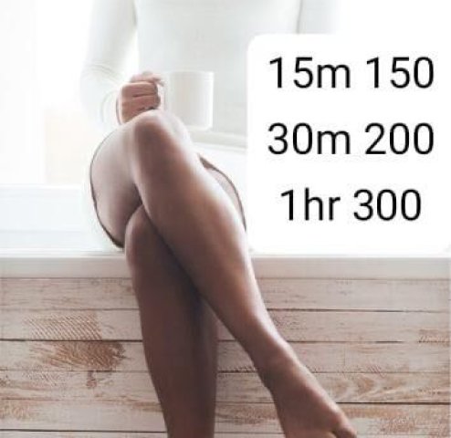hermosa latina 24/7 - 1