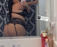 Sexy Latina - Image 5