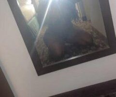 JU!CYY SW33T 💋 pretty k!tty 💦 SoFt 🍦Ass 🎂 😍 lets play 😍😋 - Image 4
