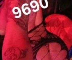 Bronx escorts - Lay in my bed and get good head. Cum in my mouth or pussy instead 😋