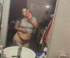 cum see juicy now - Image 2