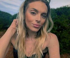 easy like sunday morning ☀💋if youre looking for a hottie with no strings attached you can stop scrolling🌹 you found me💦 now lets see if you can keep up 😜 - Image 6