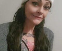 Huntington escorts - Alone in my motel room-- cum keep me company, baby!😘