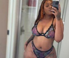 San Fernando Valley escorts - 💦 BIG NATURAL ASS 💦🍆🍆