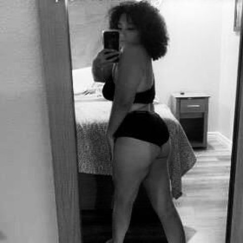 HERE IS HOME WITH ME BABY❤ OUTCALLS !! READY TO PLEASE 🥰😘 READ THE AD 😘 - 1