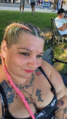 Hey Guys Big girls sinit Better - 1