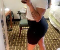 Real MiLF 💋💋 - Image 9