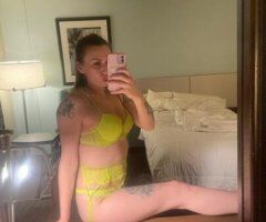 Burlington escorts - Petite✨jennaberwetta💎 upscale