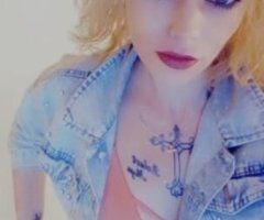 Upper Peninsula escorts - petite treat