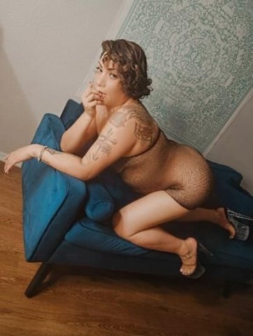 Exotic Native Bombshell looking for Regulars and Big Tippers 💋 - 1