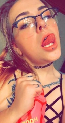 Call me Brittlicious cause this pussy delicious - 1