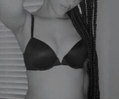 Naturally Beautiful & Tall Model - Image 2