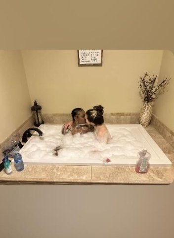 2 GIRL SPECIAL 😍 - 1