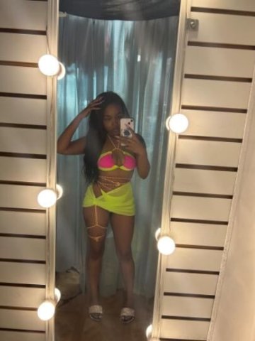 YUNG AND SEXY👅 BBJ 👅AVAILABLE 😍🤩😍🤩😍👅👅👅 - 1