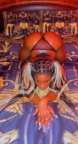 ADORE ME🤤 - 1