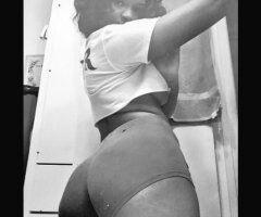 Staten Island escorts - JENNY GYAL!!!!