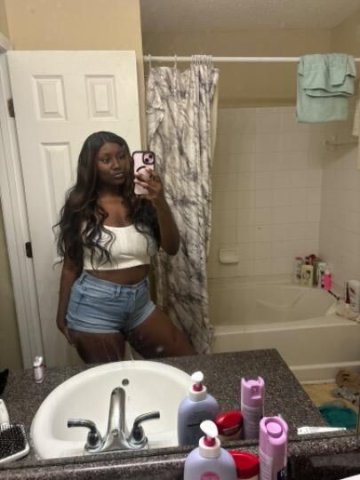 Your Favorite Piece Of Chocolate ! - 1